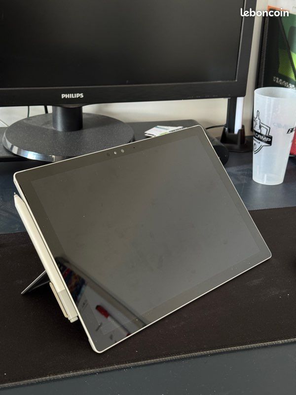Microsoft Surface Pro 4 i7 256 Go (image 2)