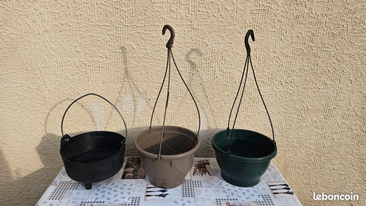 3 pots à suspendre avec attaches, Neufs …lot44 (image 3)