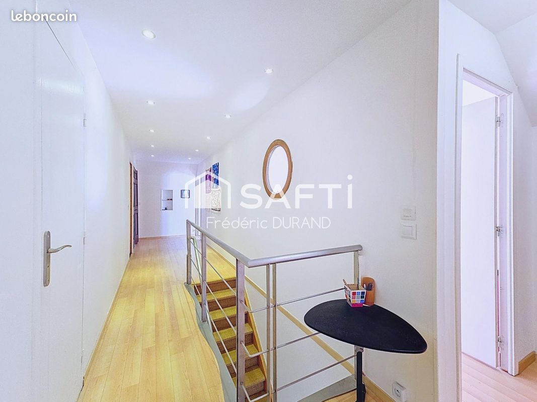 Maison 8 pièces 237 m² (image 14)