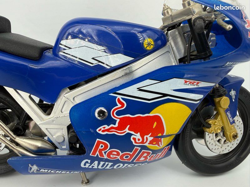 Moto Miniature GUILOY 1/10 Honda RS 125 Melandri #13 Bleue, Collection