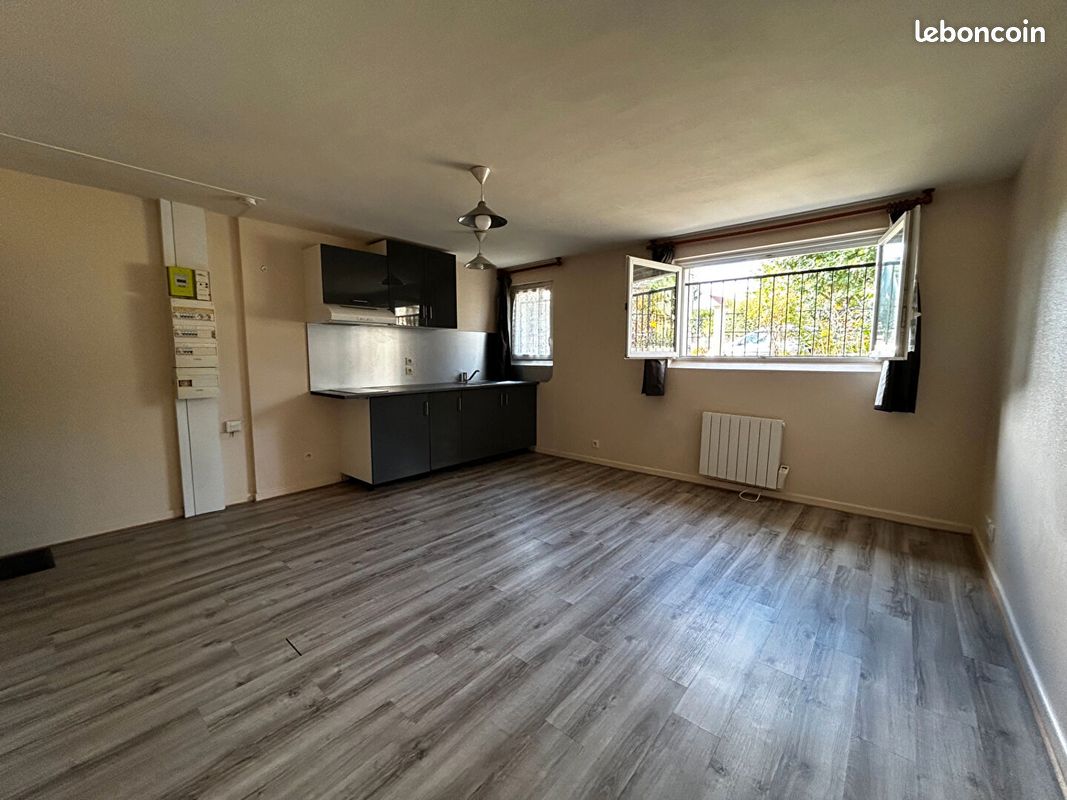 Appartement 1 pièce 23 m² · à Palaiseau · 23 m² · 650 €/mois