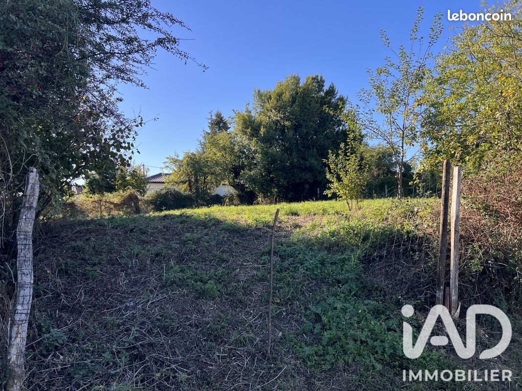 Terrain 540 m² · à Savigné · 540 m² · 10 000 €