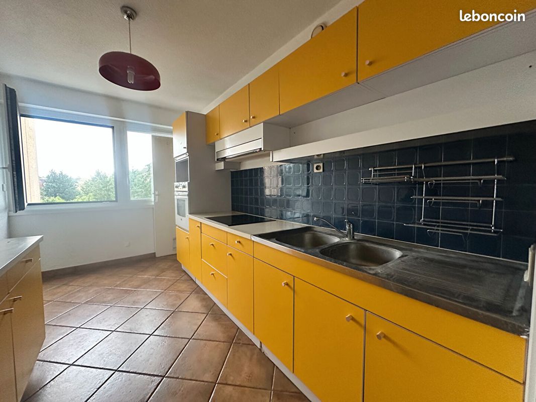 Appartement 3 pièces 77 m² · à Annemasse · 77 m² · 245 000 €