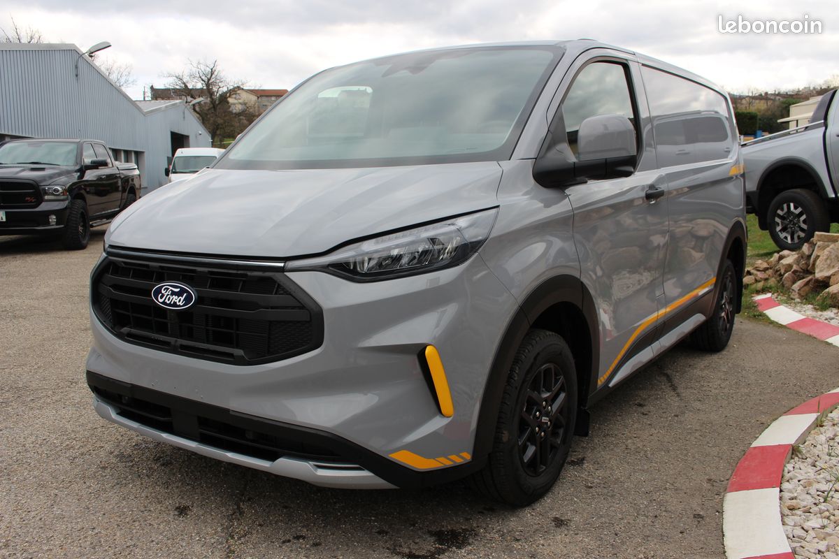 FORD Transit Custom Fourgon 320 L1H1 2.0L 150ch TRAIL (image 1)