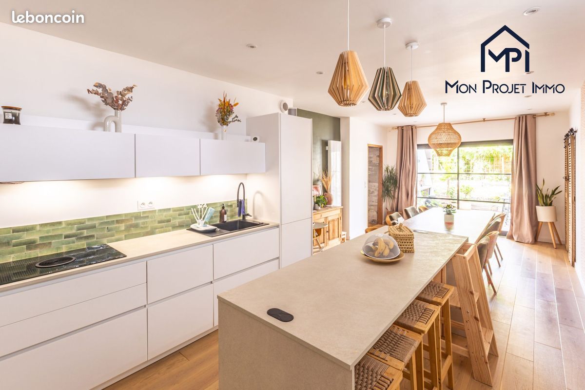 Maison 156 m² · à Laval · 156 m² · 380 000 €