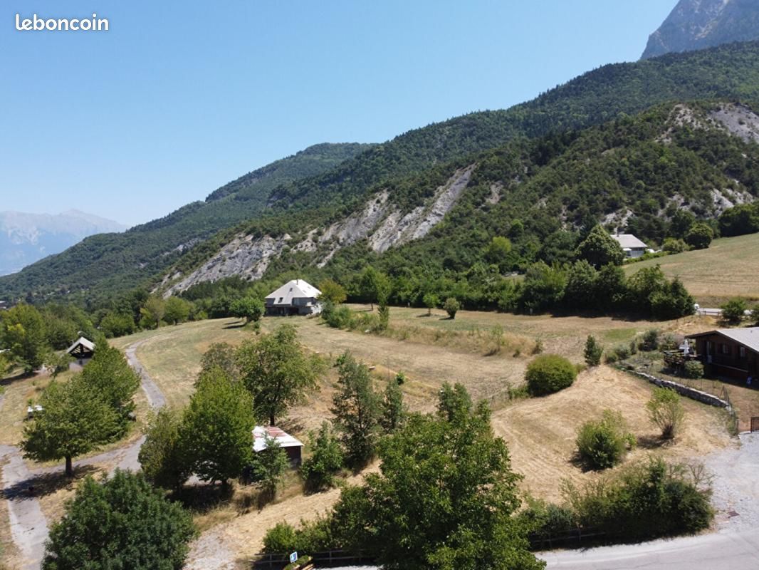 Terrain 518 m² Savines Le Lac · à Savines-le-Lac · 212 000 €