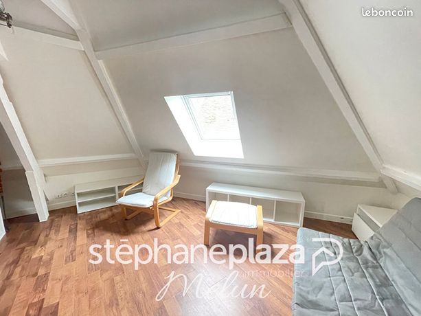 Studio 1 pièce 12 m²