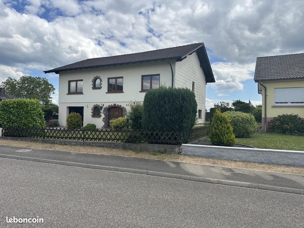 Maison 6 pièces 123 m² · à Hambach · 123 m² · 220 000 €