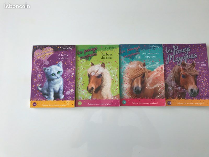 Lot de 4 livres Les poneys magiques (image 1)