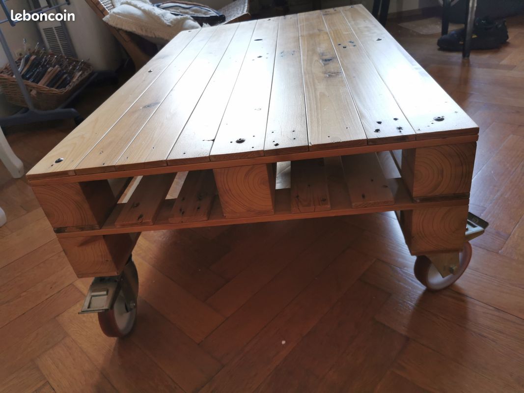 Table basse en palette (image 3)