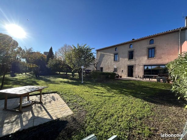 Maison 13 pièces 405 m²