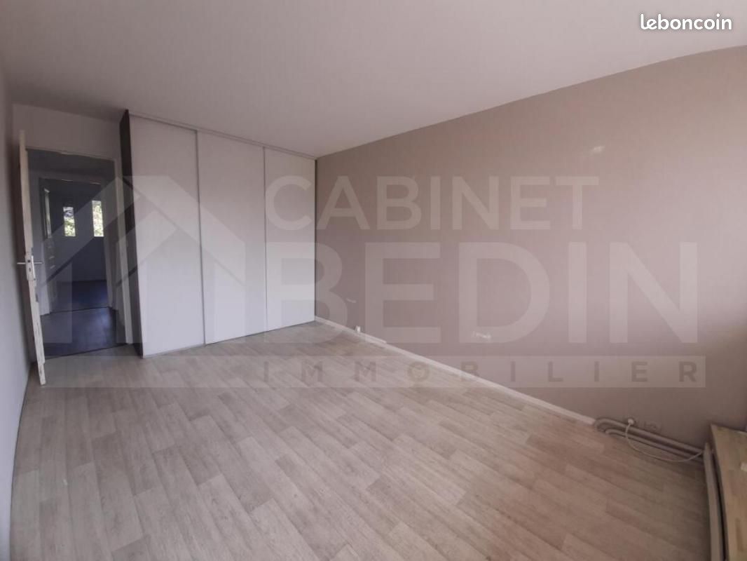 Appartement 5 pièces 100 m² - Blanquefort 33290 (image principale 3)