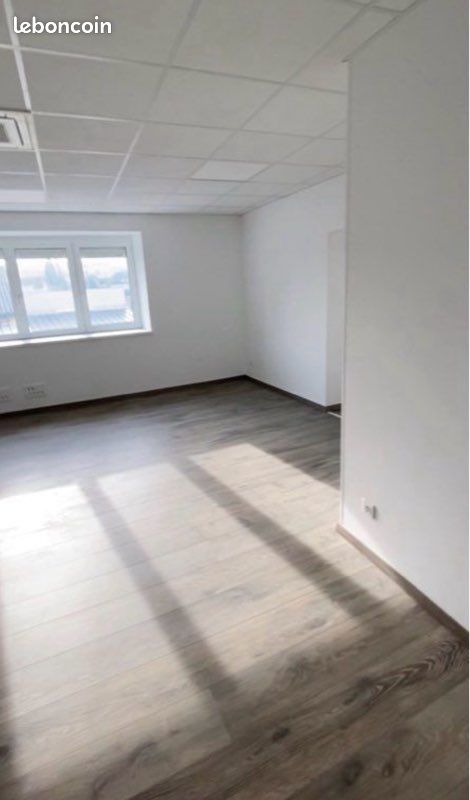 Local commercial 2 pièces 40 m² · à Niedermodern · 40 m² · 405 €/mois