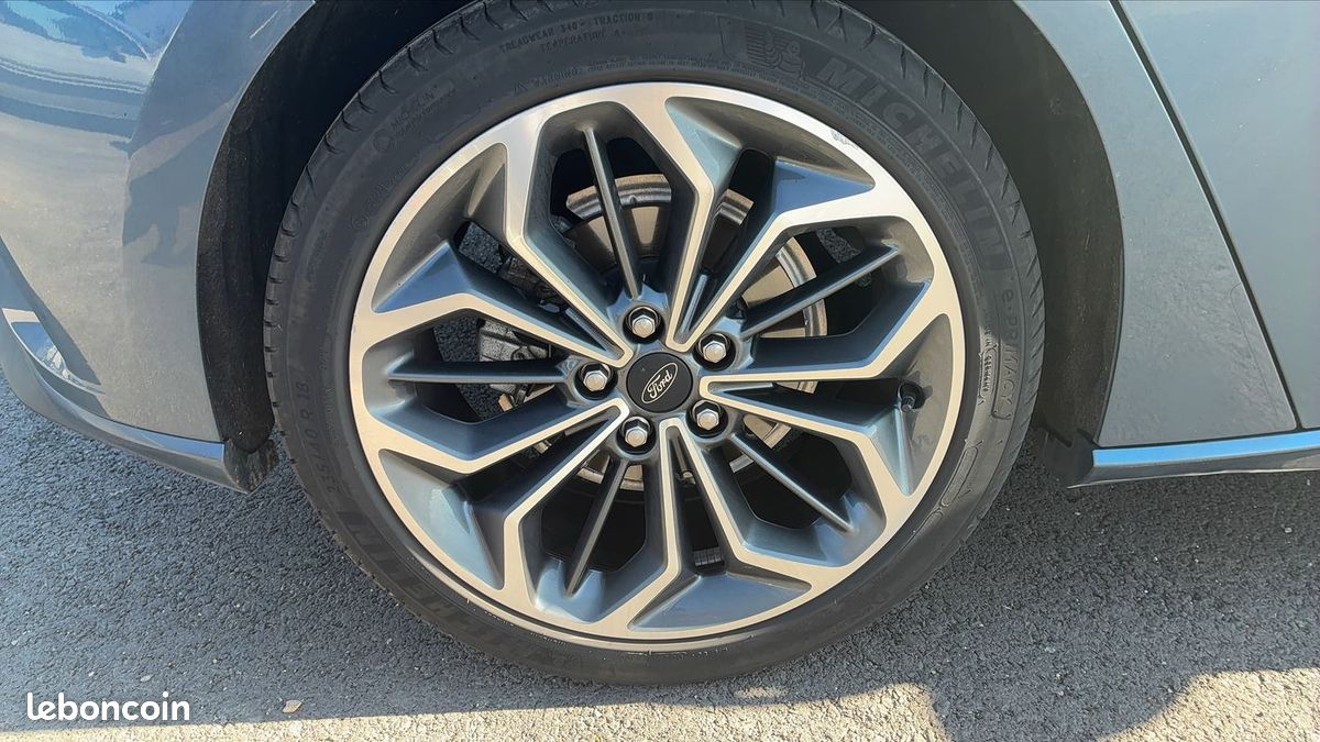 Ford Focus IV 1.0 EcoBoost Flexfuel 125 ST-Line (image 16)