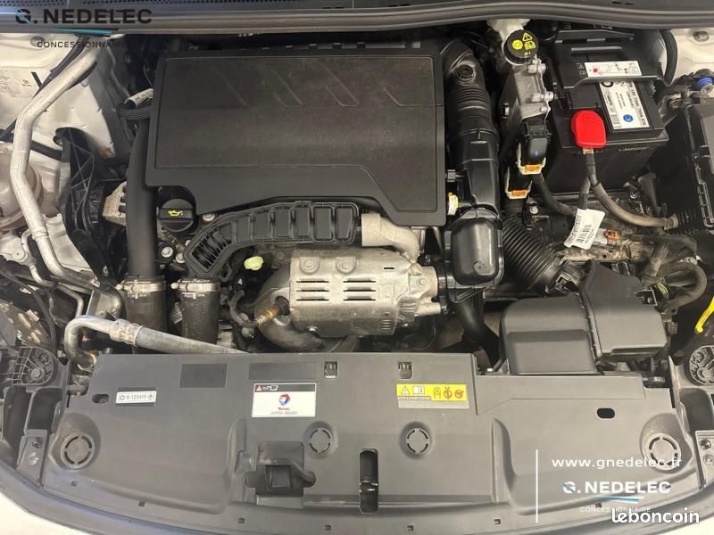 Peugeot 308 1.2 PureTech 130ch S&S Active Pack (image 12)
