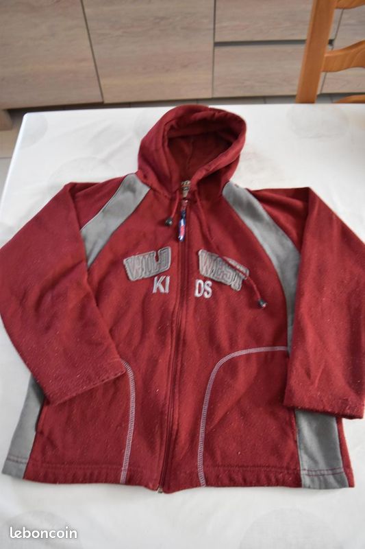 Gilet bordeaux 14 ans (image 1)