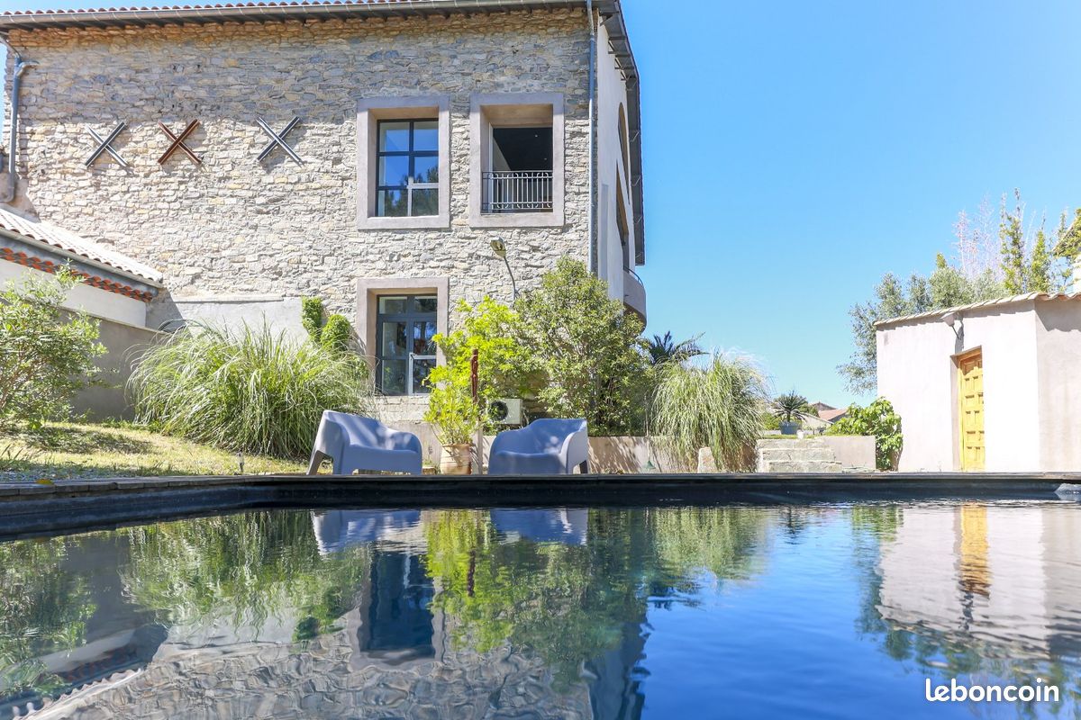 Maison 14 pièces 420 m² · à Souvignargues · 420 m² · 995 000 €