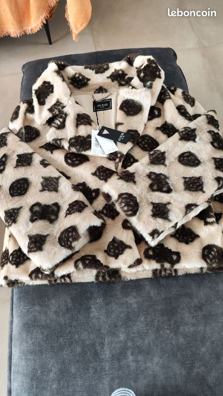 Veste Doudoune Guess Femme - Noir Et Blanc, Taille S, Occasion Très Bon état