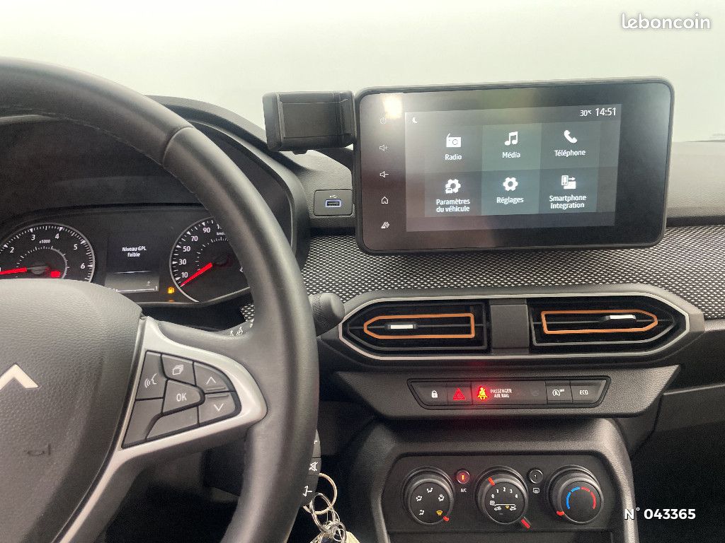 Dacia Sandero ECO-G 100 Stepway Expression (image 12)