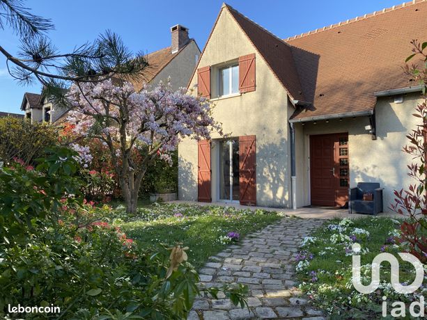 Maison 8 pièces 180 m²