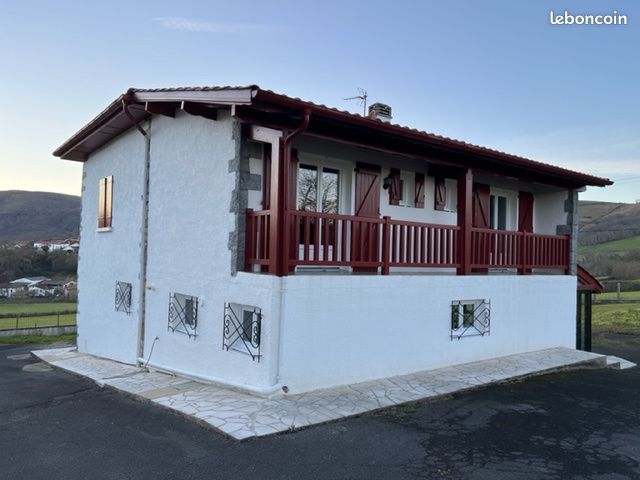 Maison 5 pièces 137 m² - Ostabat-Asme 64120 (image 2)
