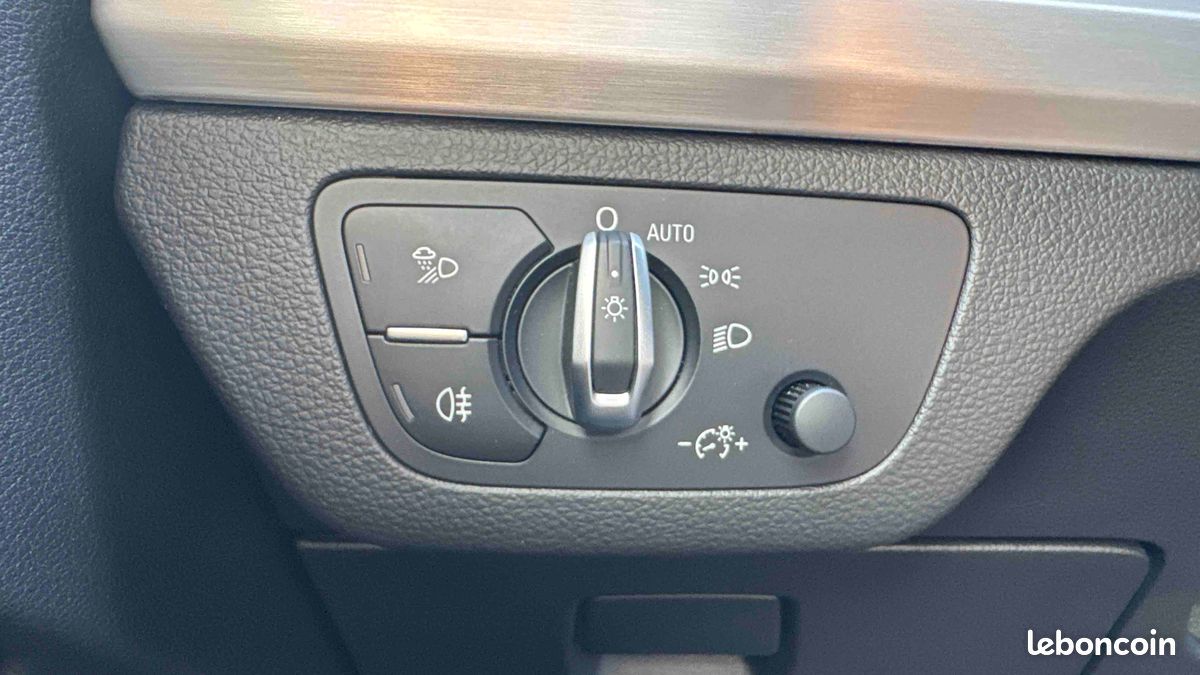 AUDI Q5 35 TDI 163 S tronic 7 S line (image 27)