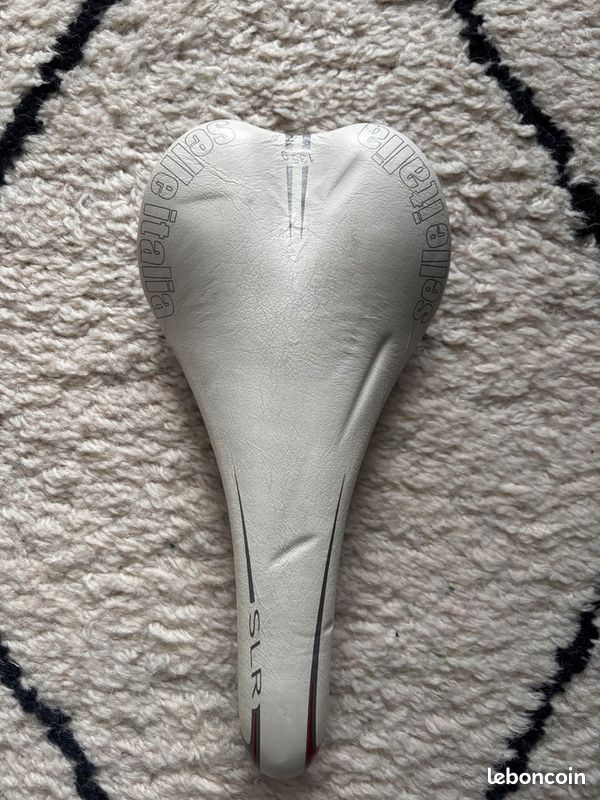 Selle De Route SERFAS Furano En Carbone Et Titane, Comme Neuve, Idéale Pour Vélo De Route