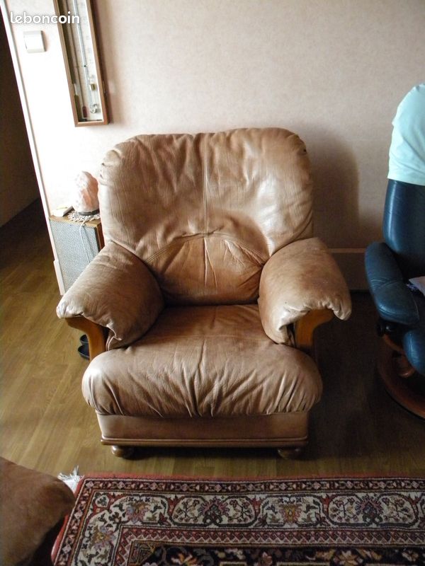 Vends Fauteuils en cuir fauve déhoussable très bon état (image 1)