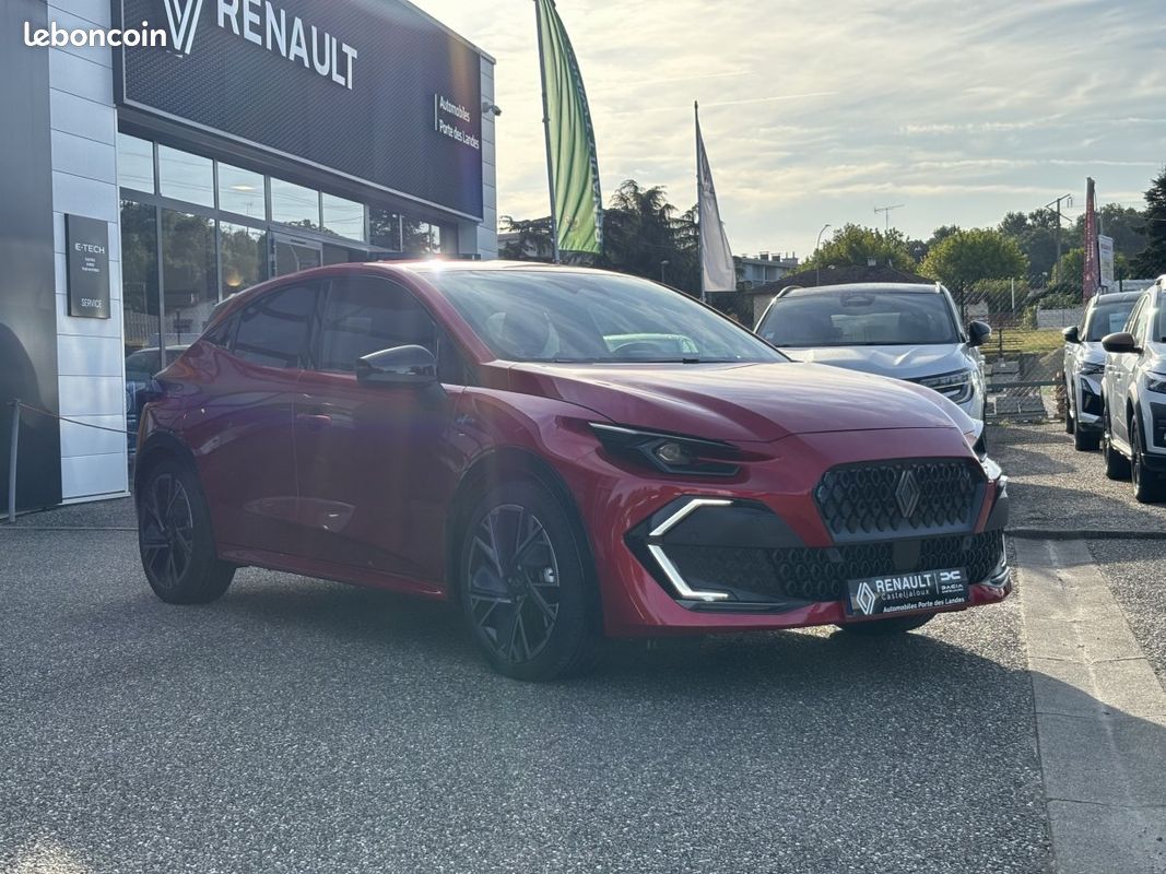 Renault Clio (6) esprit Alpine full hybrid E-Tech 160 ch (image 3)