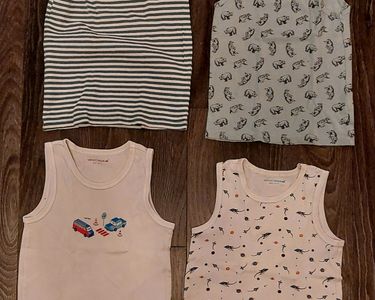Lot De 94 Débardeurs Enfant - Neuf Avec étiquettes - Taille 6-7 Ans - Destockage