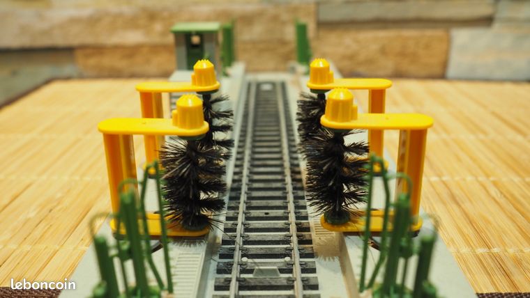 MAQUETTE JOUEF HO à monter: STATION DE LAVAGE pour voitures voyageurs EUR 17,00 - FR