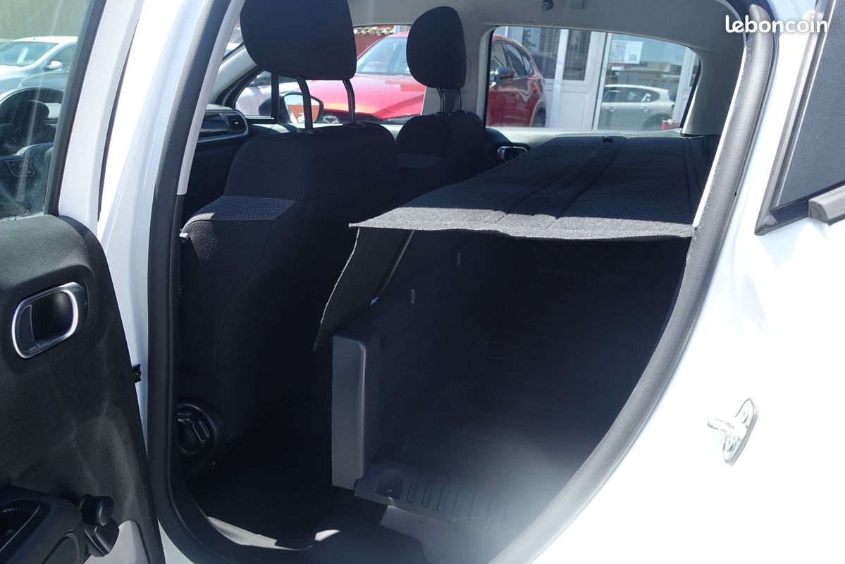 Citroen C3 STE 1.2 PURETECH 83CH S&S FEEL NAV (image 13)