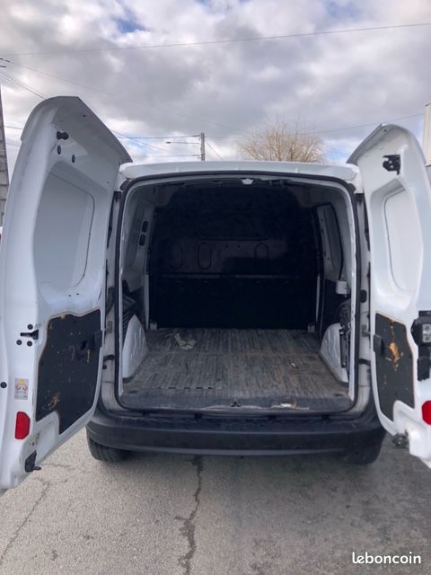 RENAULT Kangoo 1.5 BlueDCi 80 Extra R-Link 10/2021 92500km 12490TTC (image 4)