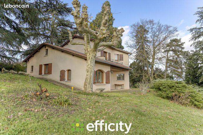 Maison 5 pièces 140 m²