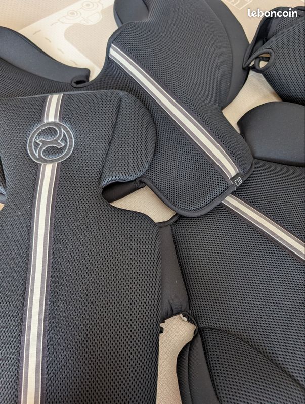 Housse de siège auto Cybex Pallas G3+ – NEUF (image 4)