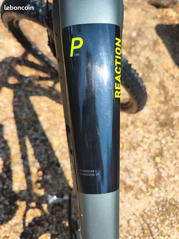 VTT cube reaction hybrid pro (image 3)