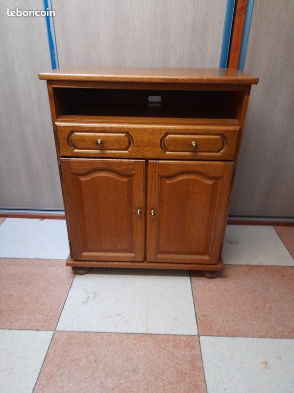 Meuble en plaqué chêne (image 1)