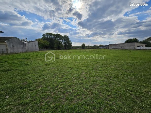 Terrain 795 m² Ardin