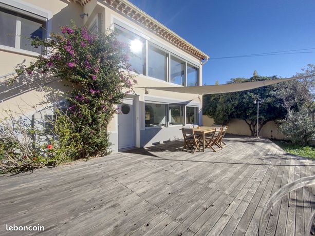 Villa 7 pièces 250 m²