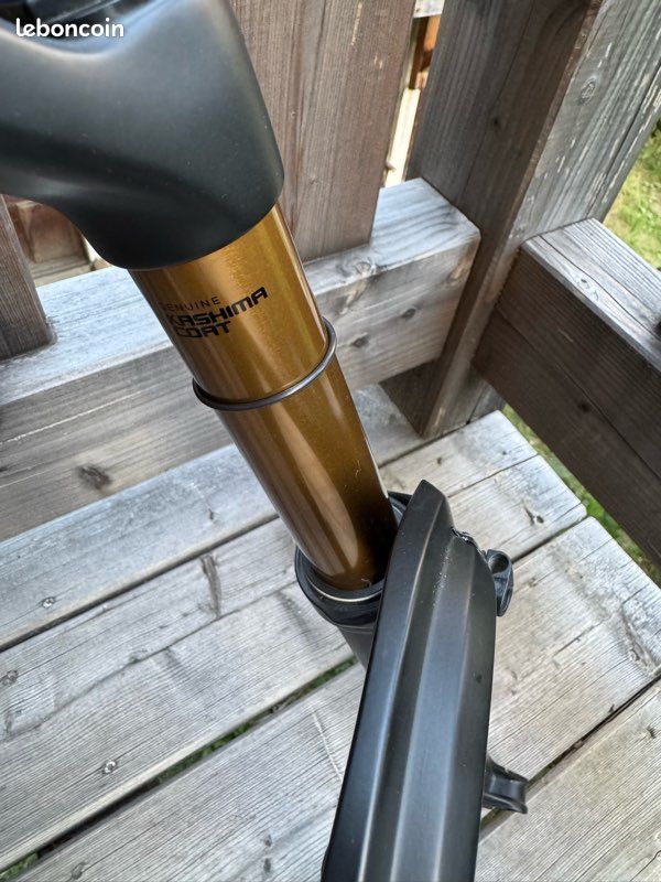 Fox 34 float factory grip X 130mm (image 4)