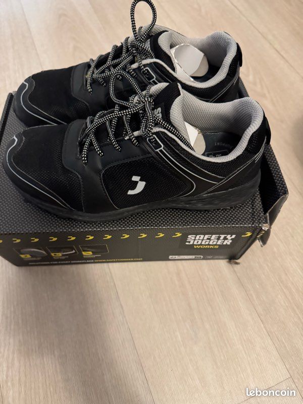 Chaussures de sécurité SAFETY JOGGER 41,5 (image 1)