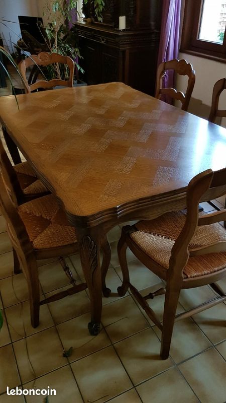 Vends table et ses 6 chaises (image 3)