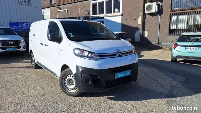 Citroen Jumpy Fg M 1,6 BlueHDi 115ch S&S business Blanc , 5cv , mise en circulation le 02/08/2019 tva récupérable, garantie 12 mois (image 1)