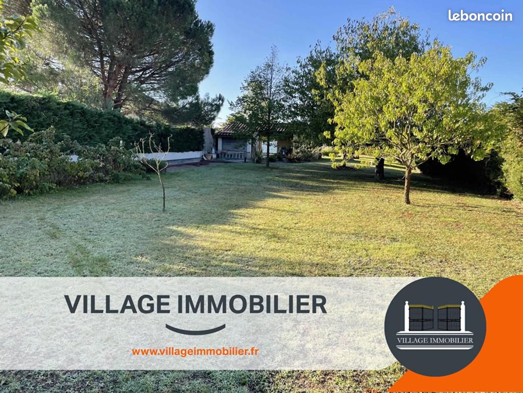 Terrain 1 038 m² Saint Priest · à Saint-Priest · 250 000 €