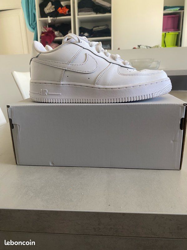 Air force 1 (image 1)