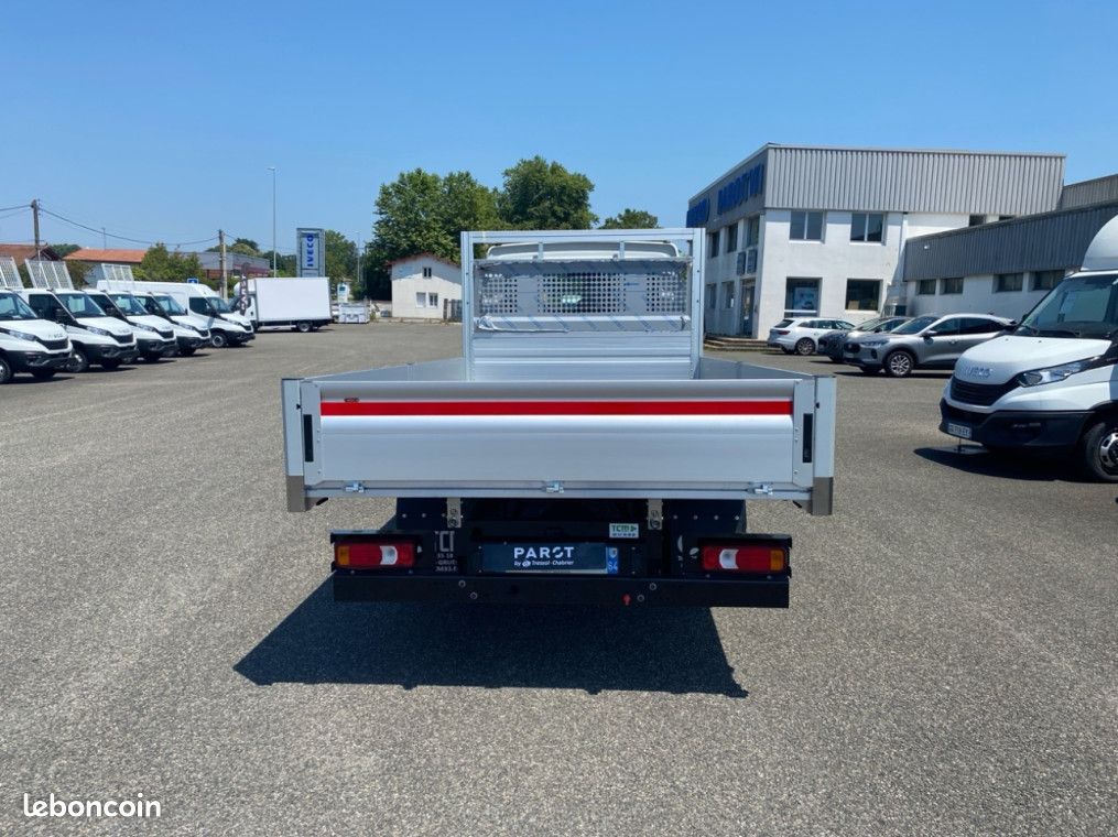 Iveco Daily Plateau CCb 35C14H empattement 4100 (image 6)