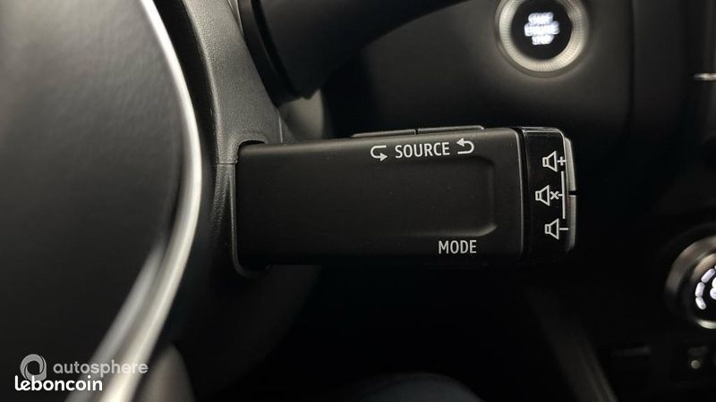 Renault Captur 1.3 TCe 140ch FAP Zen EDC -21 (image 28)