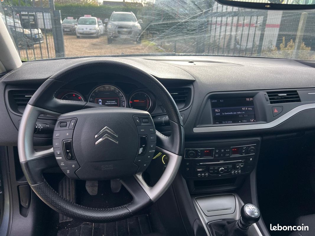 CITROEN C5 Garantie 12 mois, 2L HDi 140cv FAP Millenium (image 9)