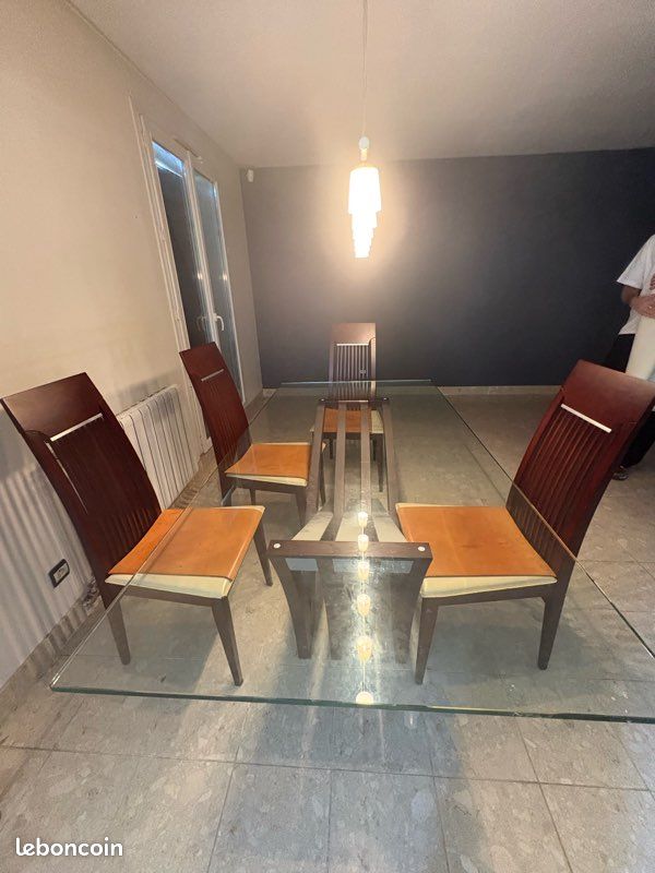 Table en verre avec 6 chaises (image 2)