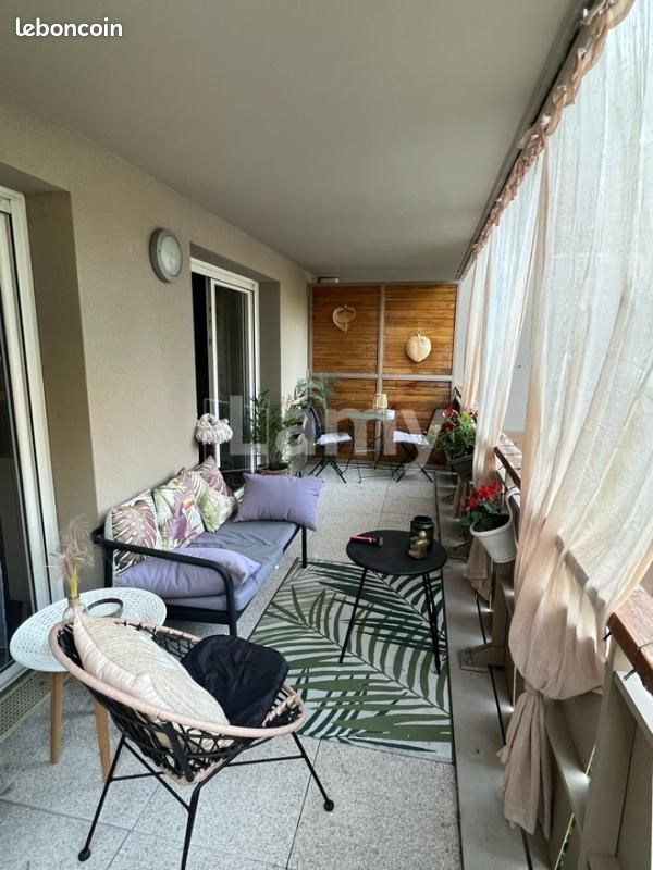 Appartement 2 pièces 58 m² · à Fuveau · 58 m² · 987 €/mois